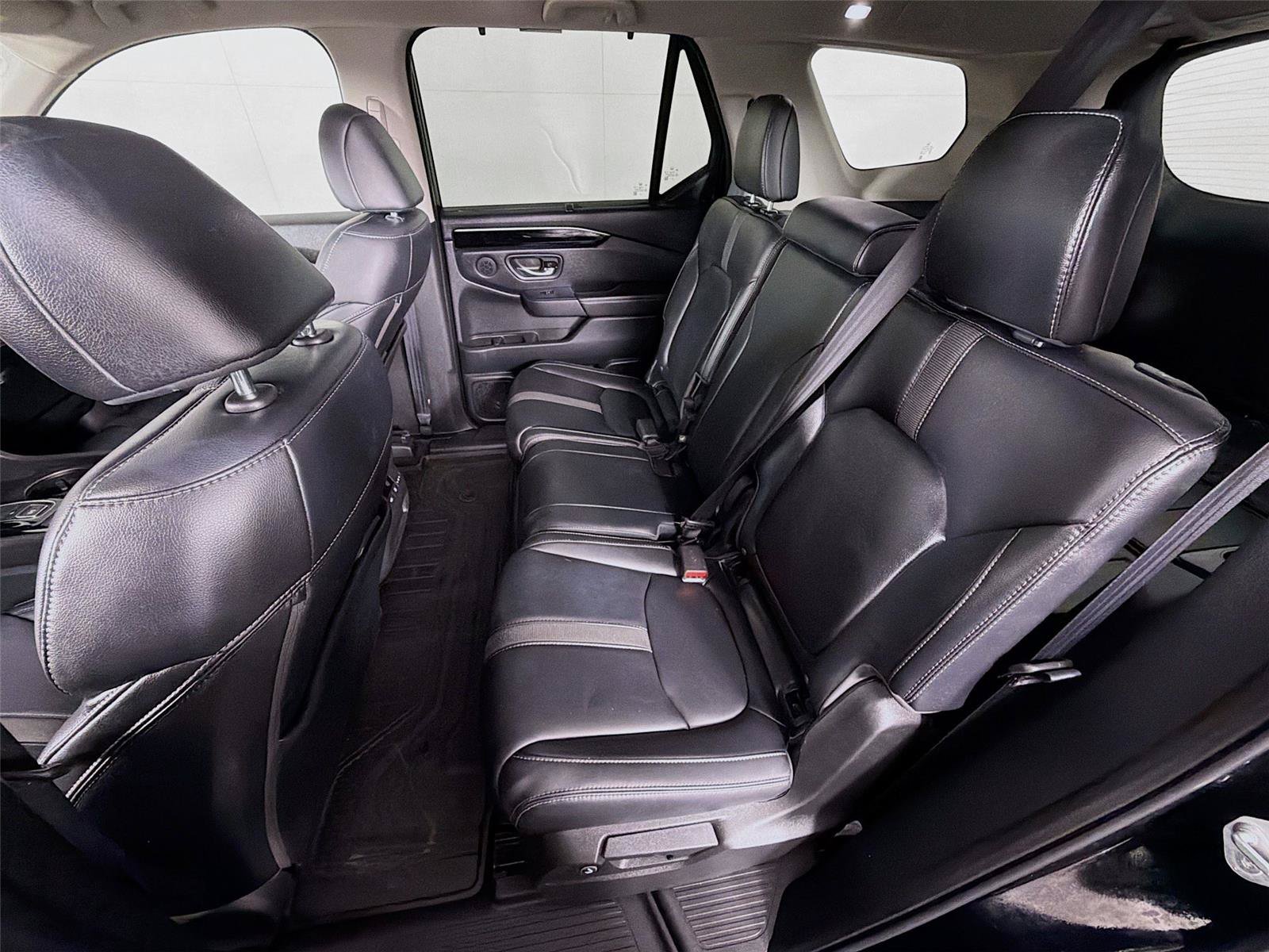 Used 2023 Honda Pilot EX-L image 25