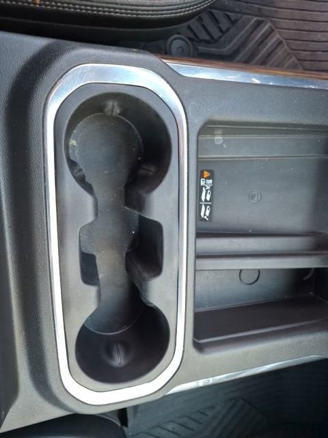 Used 2021 Chevrolet Silverado 1500 High Country w/ Technology Package image 35