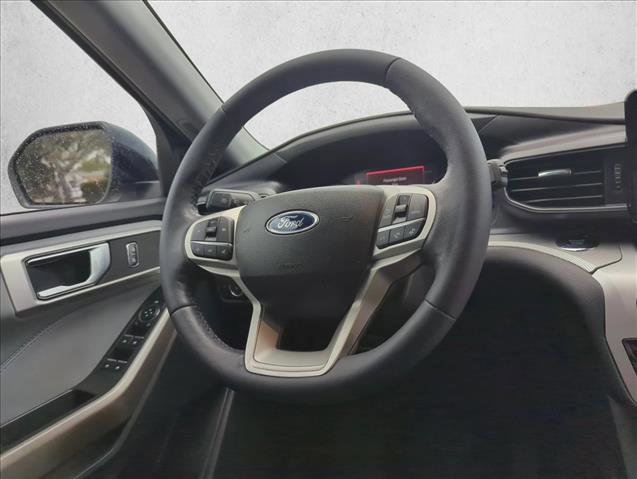 Used 2023 Ford Explorer XLT w/ Equipment Group 202A image 28