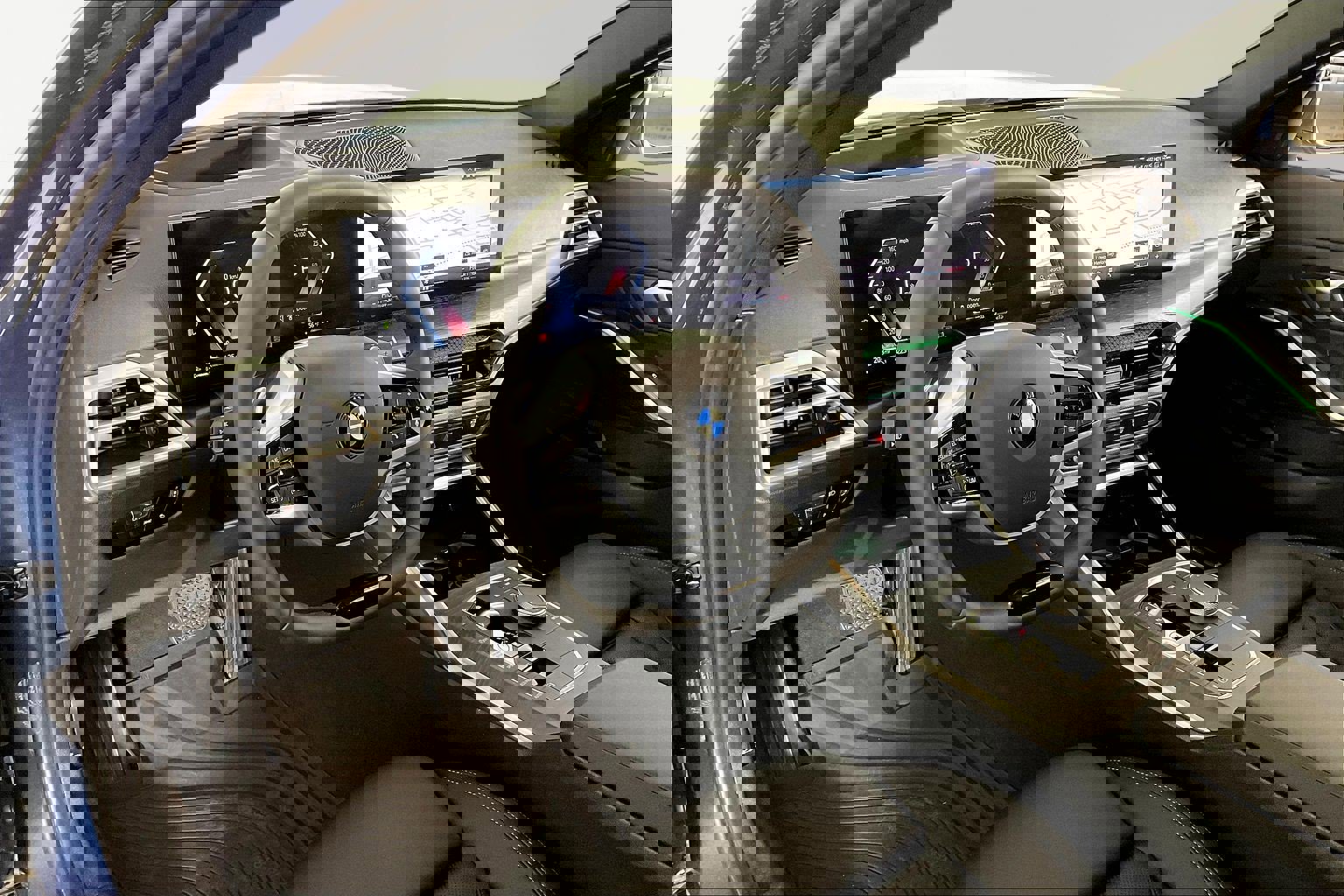 Certified 2025 BMW 330i xDrive Sedan w/ Premium Package image 14