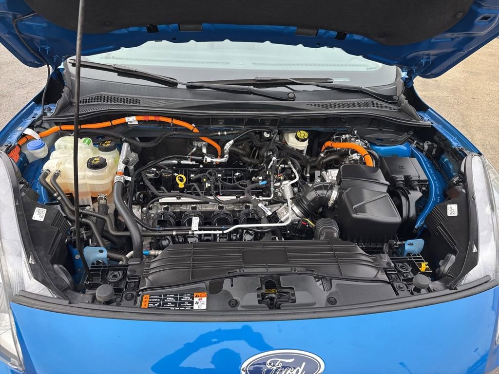 Used 2020 Ford Escape SE Sport image 37