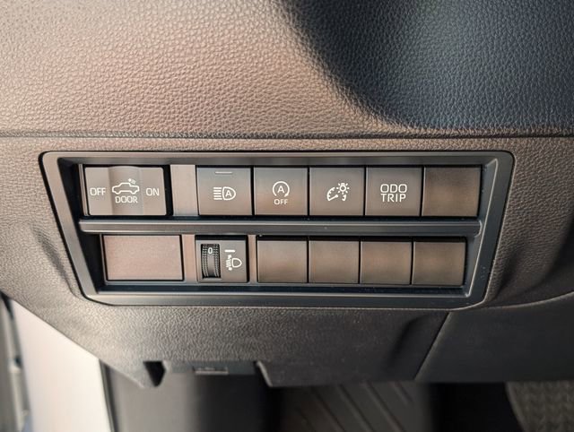 Used 2025 Toyota Tundra SR5 image 33