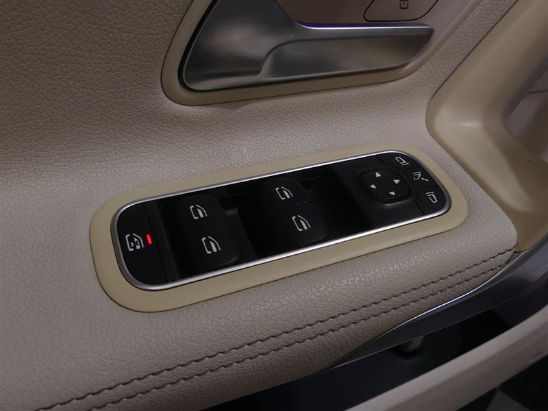 Used 2021 Mercedes-Benz CLA 250 image 21