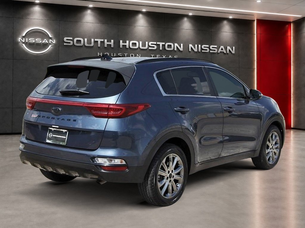 Used 2022 Kia Sportage Nightfall Edition w/ Nightfall Fwd Premium Package image 4