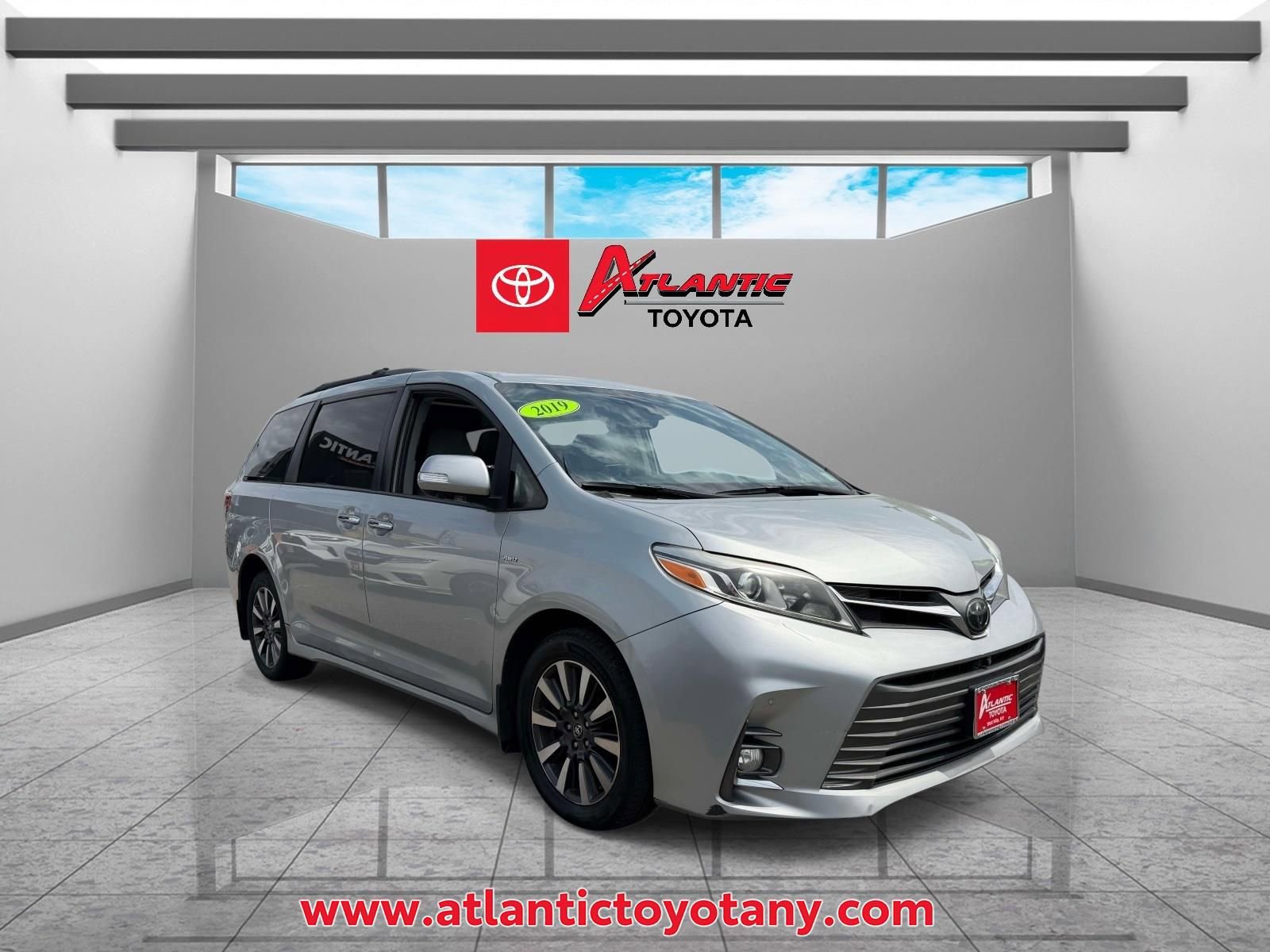 Used 2019 Toyota Sienna Limited Premium AWD/4WD video 1