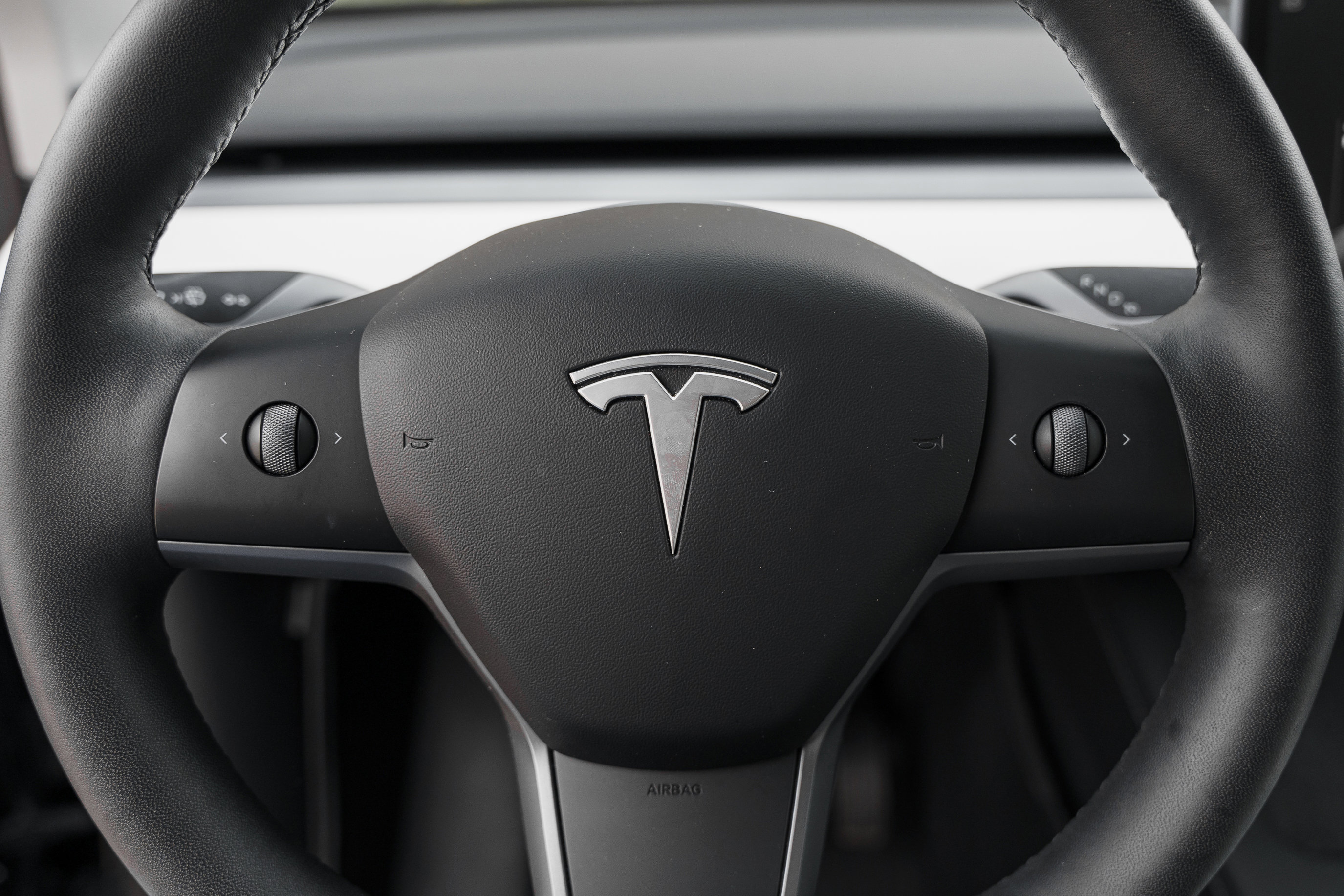 Used 2022 Tesla Model Y Long Range image 15