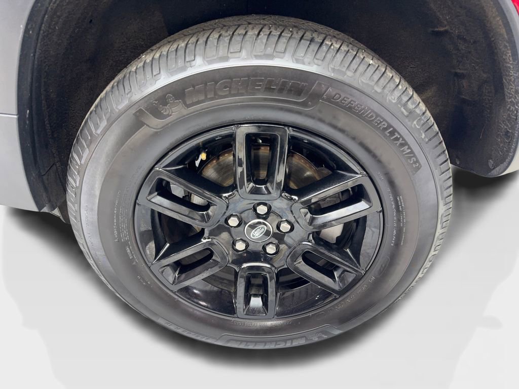 Used 2025 Land Rover Defender 110 S image 85