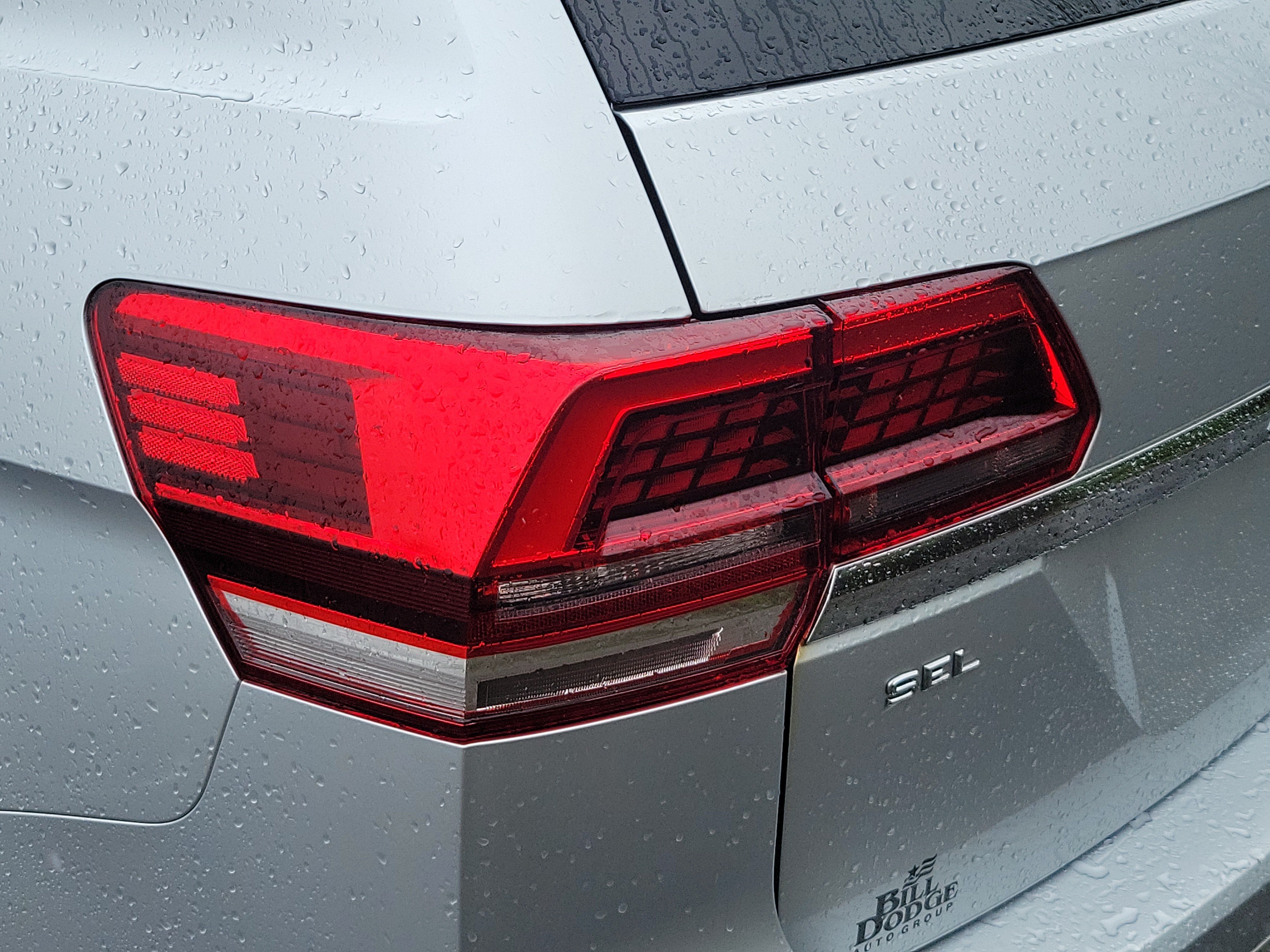 Used 2018 Volkswagen Atlas SEL Premium AWD/4WD image 11