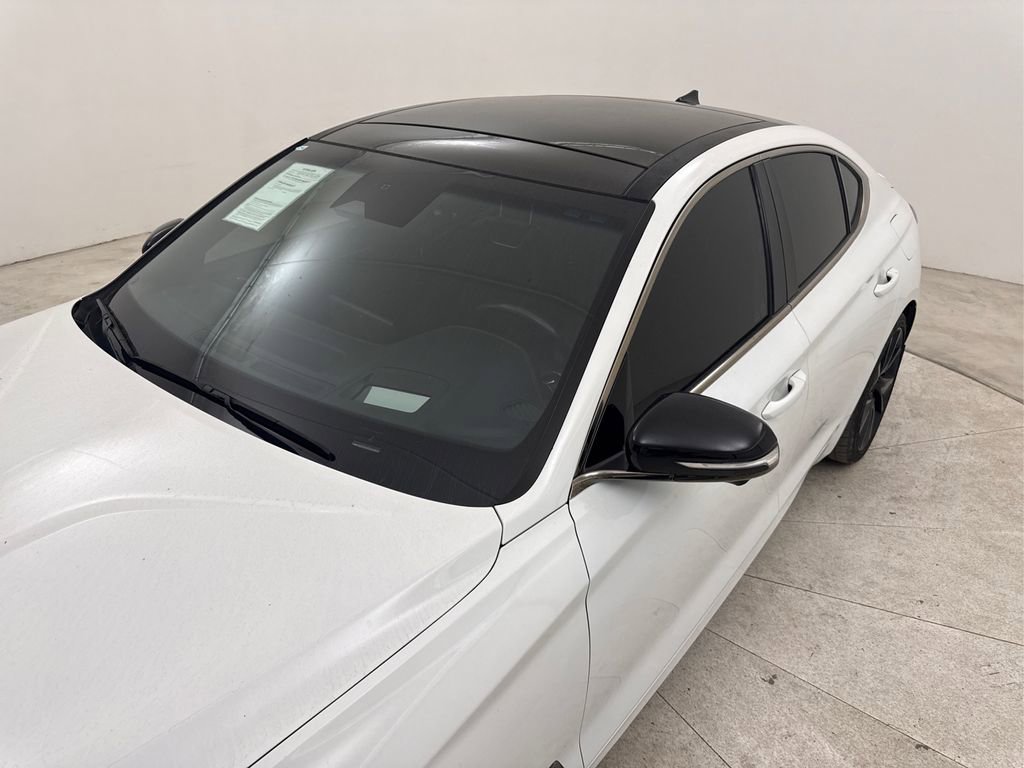 Used 2022 Genesis G70 3.3T image 14