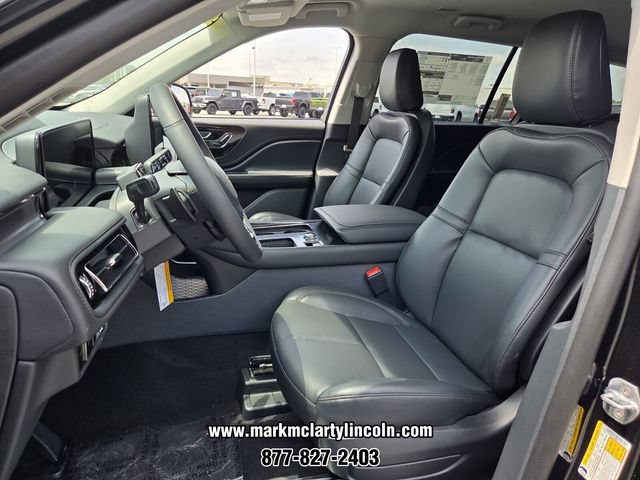 New 2026 Lincoln Aviator 2WD w/ Jet Appearance Package image 9