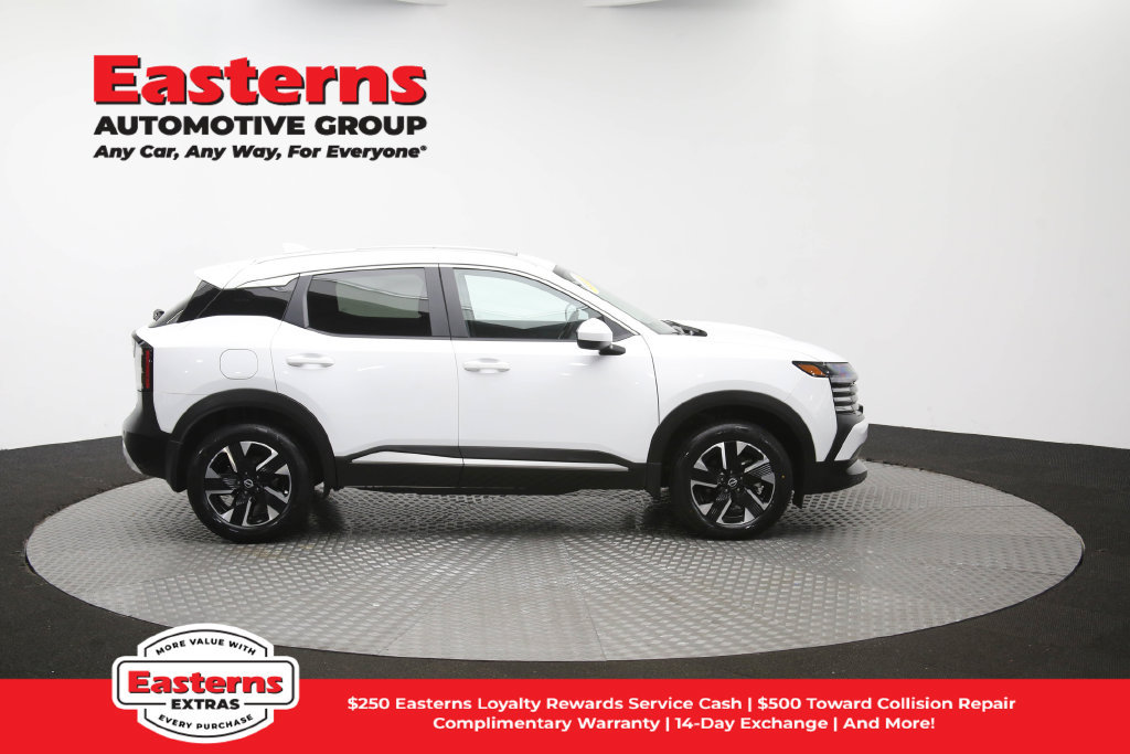 Used 2025 Nissan Kicks SV w/ SV Premium Package AWD/4WD image 48