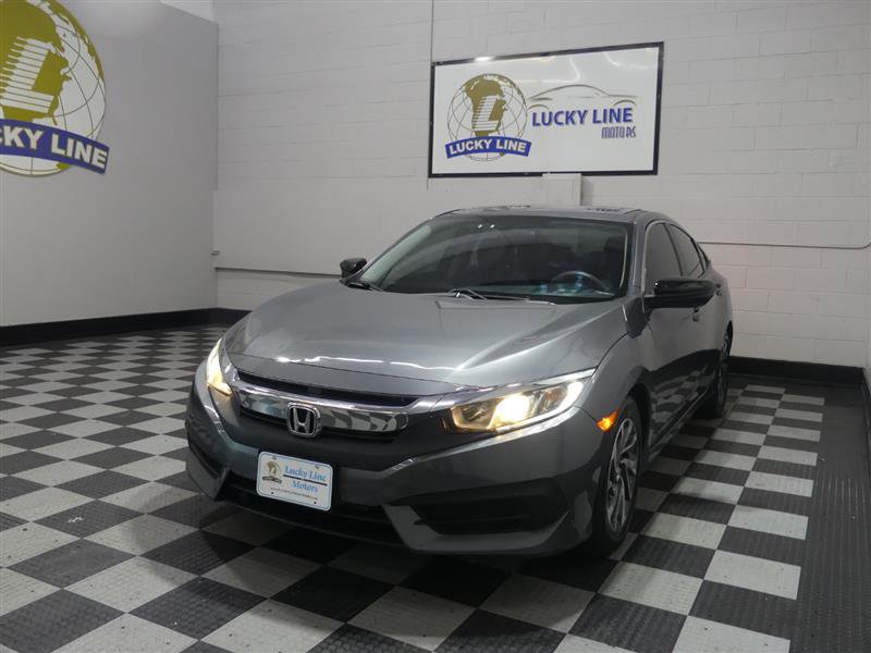 Used 2018 Honda Civic EX image 4