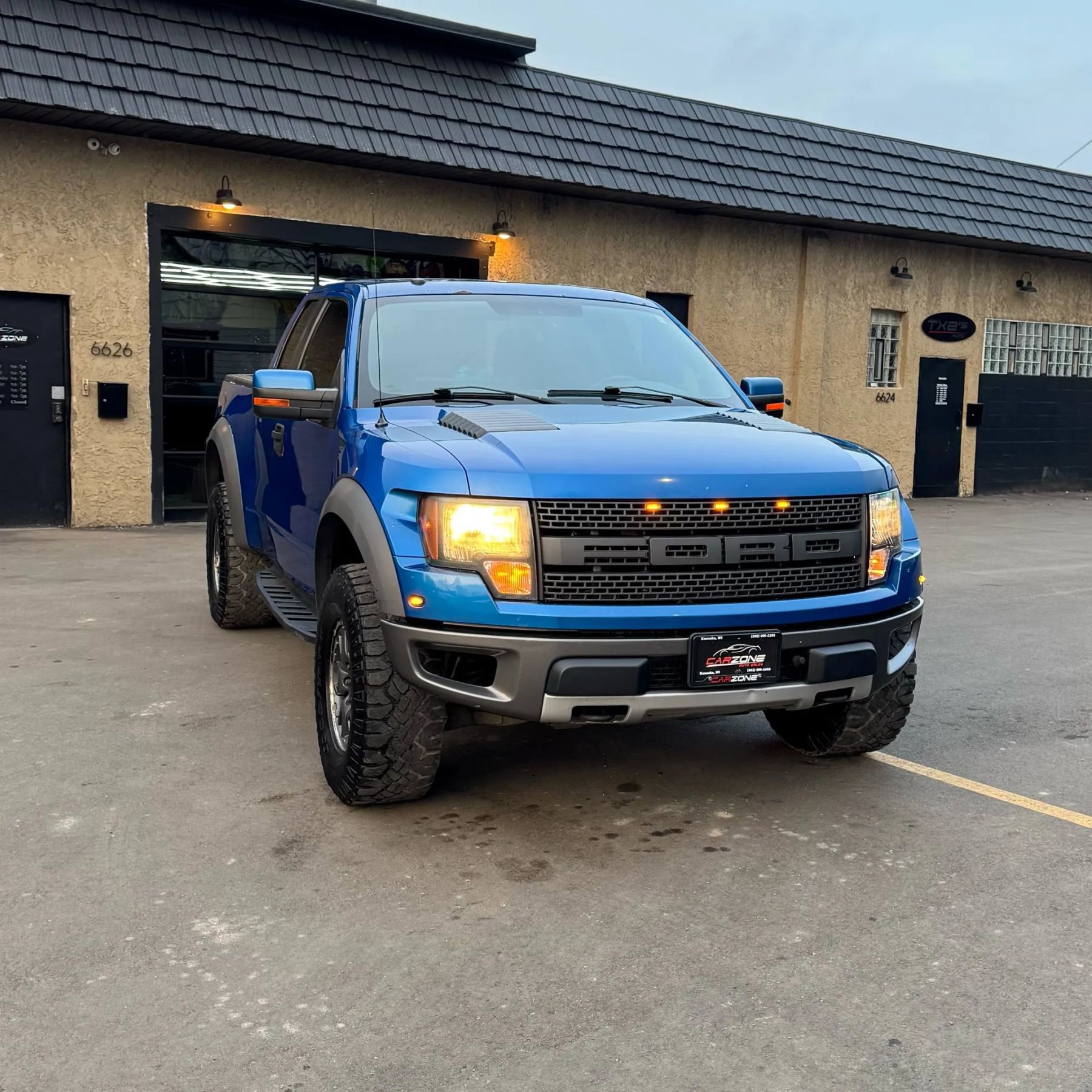 Used 2010 Ford F150 Raptor AWD/4WD image 3