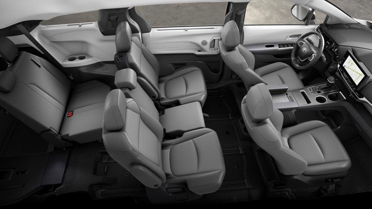 New 2026 Toyota Sienna XLE FWD image 22