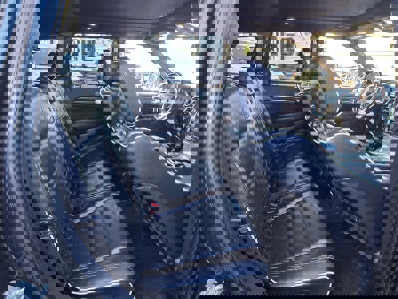 Used 2015 Jeep Grand Cherokee Overland image 17