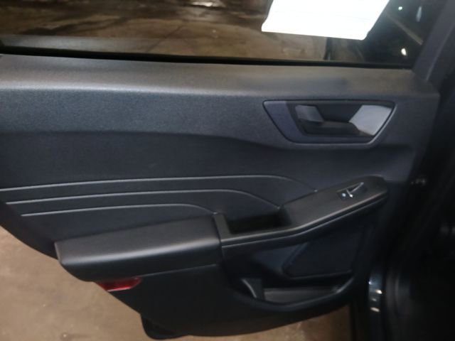 Certified 2022 Ford Escape SE w/ Cold Weather Package image 41