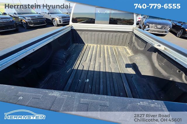 Used 2018 Nissan Titan SV AWD/4WD image 26