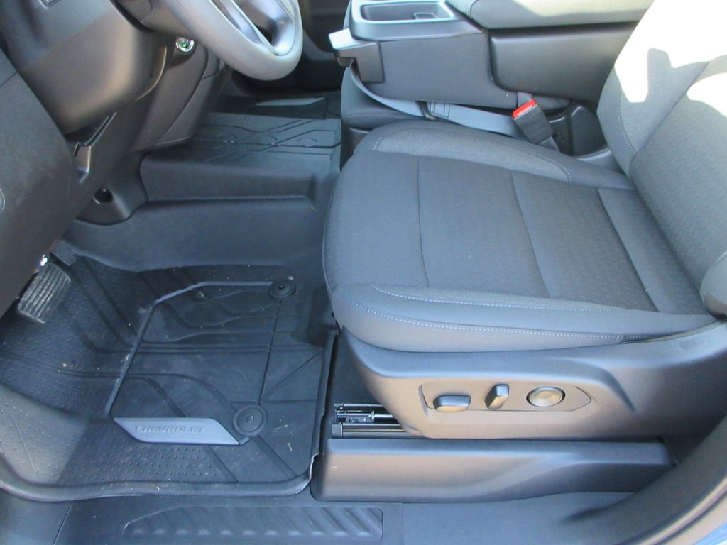 New 2026 Chevrolet Silverado 1500 Custom w/ Turbomax Blackout Package image 22