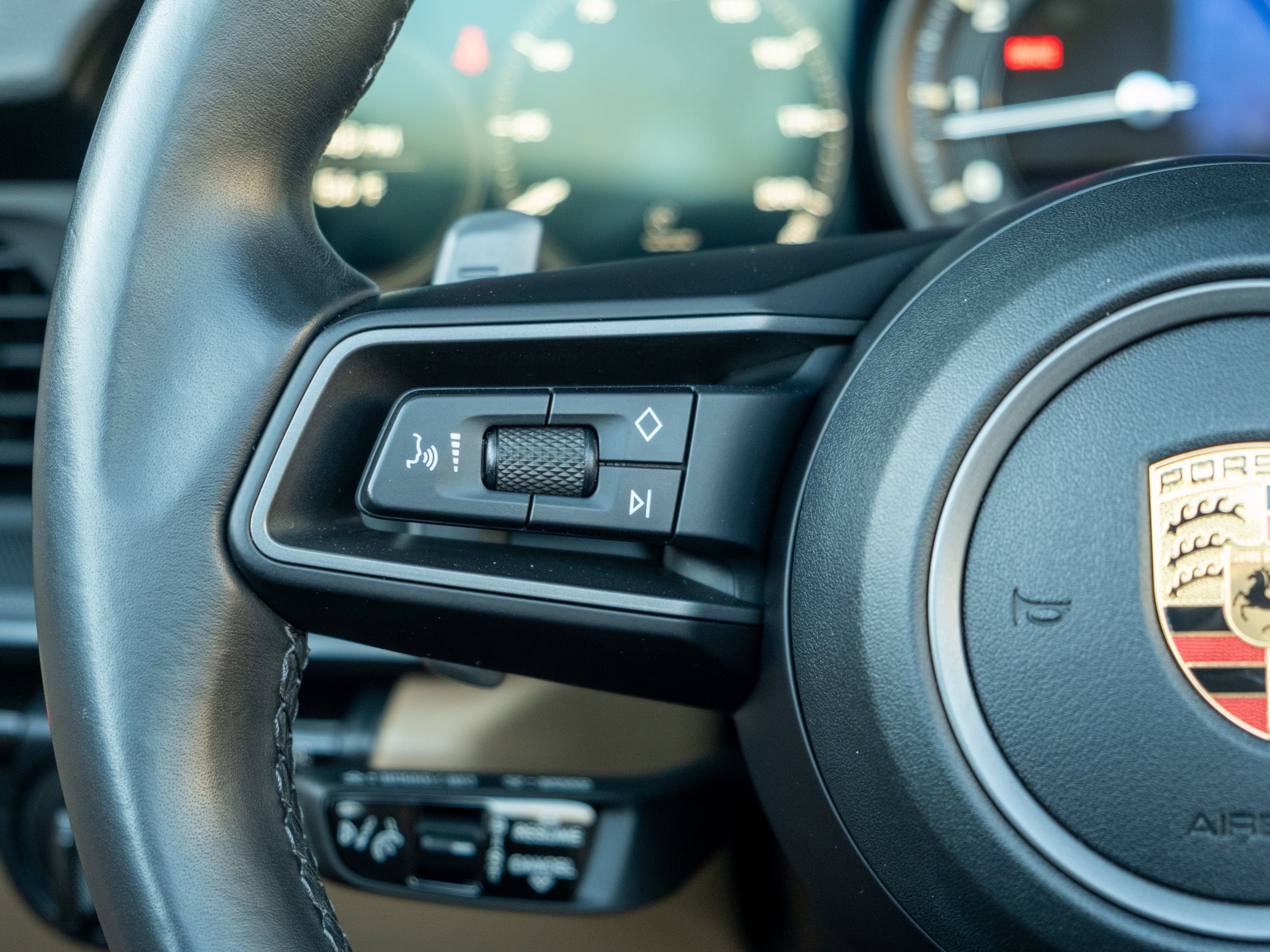 Certified 2021 Porsche 911 Carrera image 25