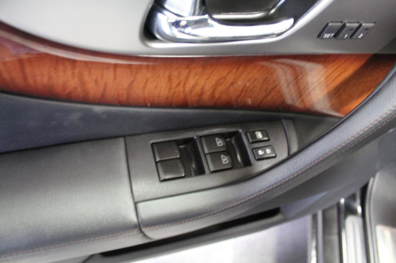 Used 2013 INFINITI FX37 AWD w/ Premium Pkg image 22