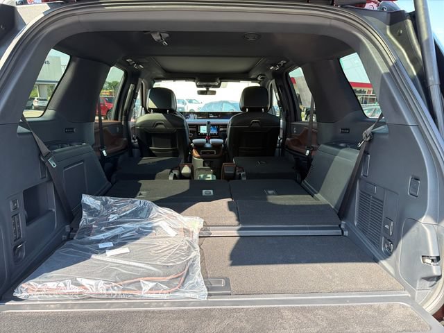 New 2027 Lincoln Navigator Reserve AWD/4WD image 20