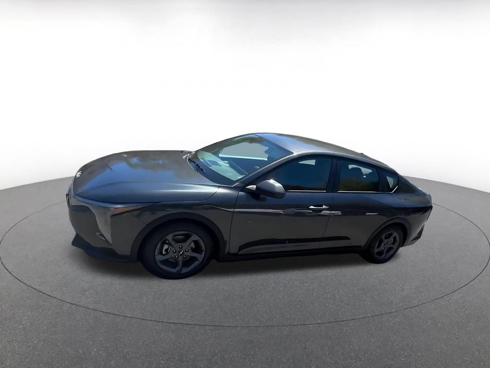 Used 2025 Kia K4 FWD image 9
