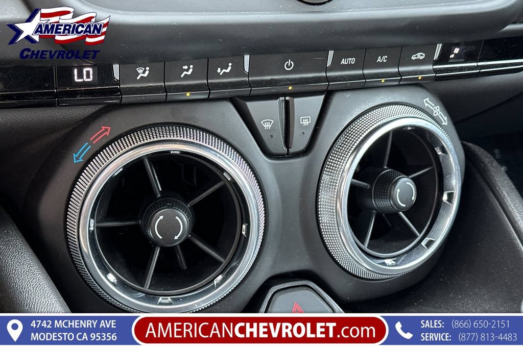 Used 2021 Chevrolet Camaro LT RWD image 27