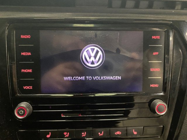 Used 2020 Volkswagen Passat 2.0T R-Line image 25