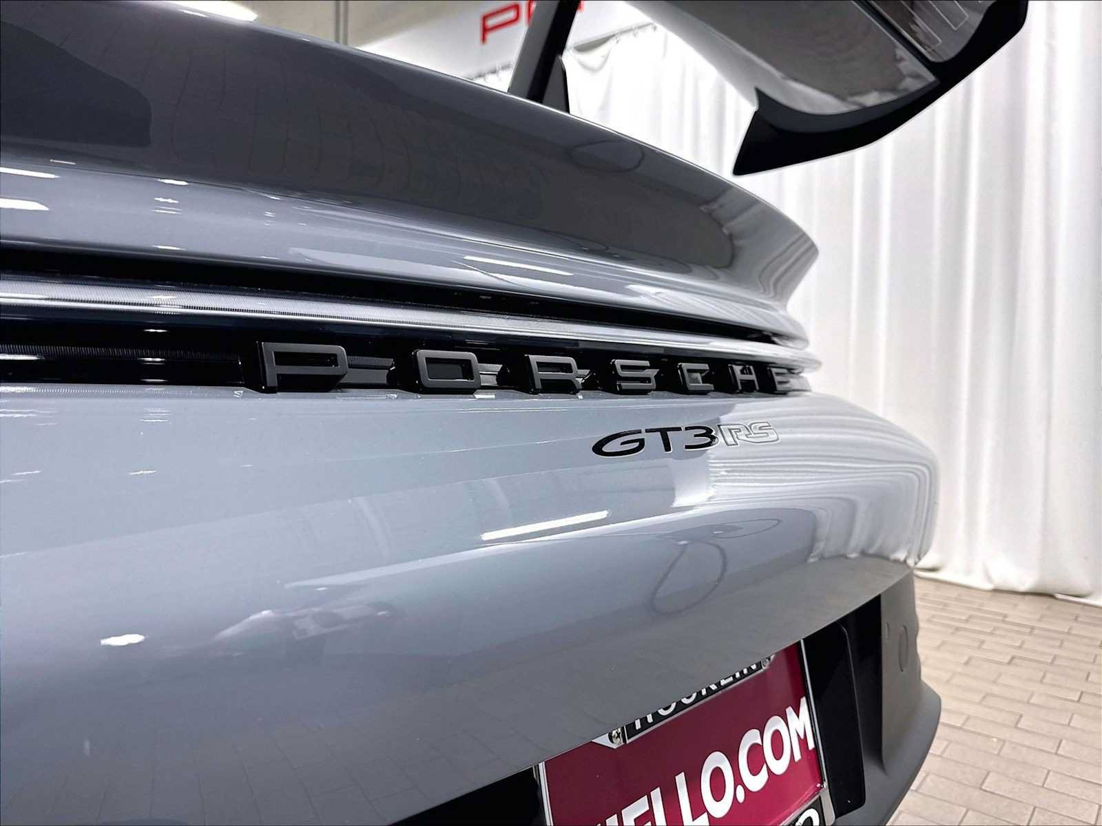 Used 2025 Porsche 911 GT3 RS RWD image 30