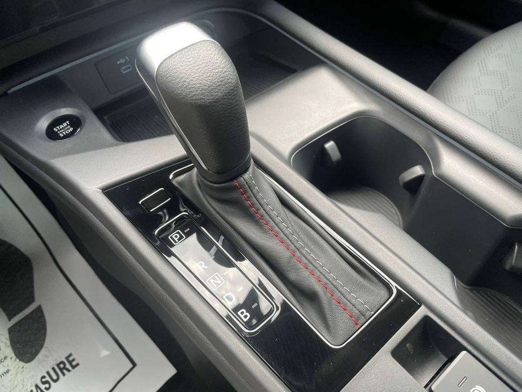 New 2026 Nissan Sentra SR w/ SR Premium Package FWD image 30