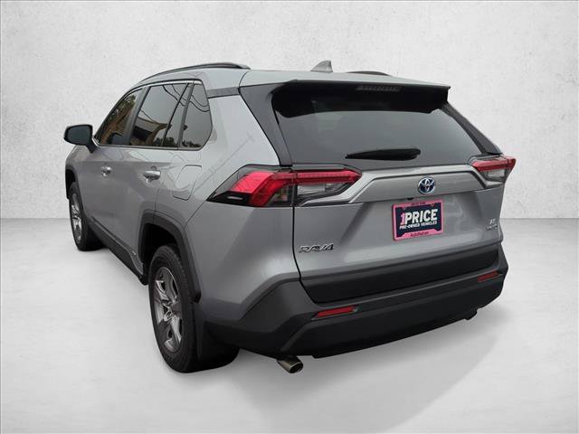 Used 2024 Toyota RAV4 LE AWD/4WD image 8