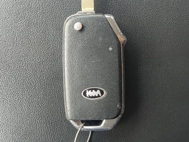 Used 2021 Kia Sorento LX image 32