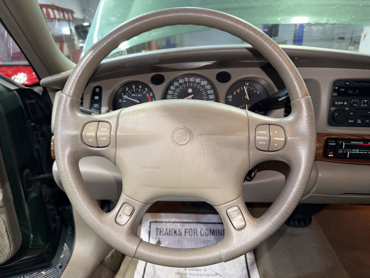 Used 2003 Buick Le Sabre Custom w/ Luxury Package FWD image 18