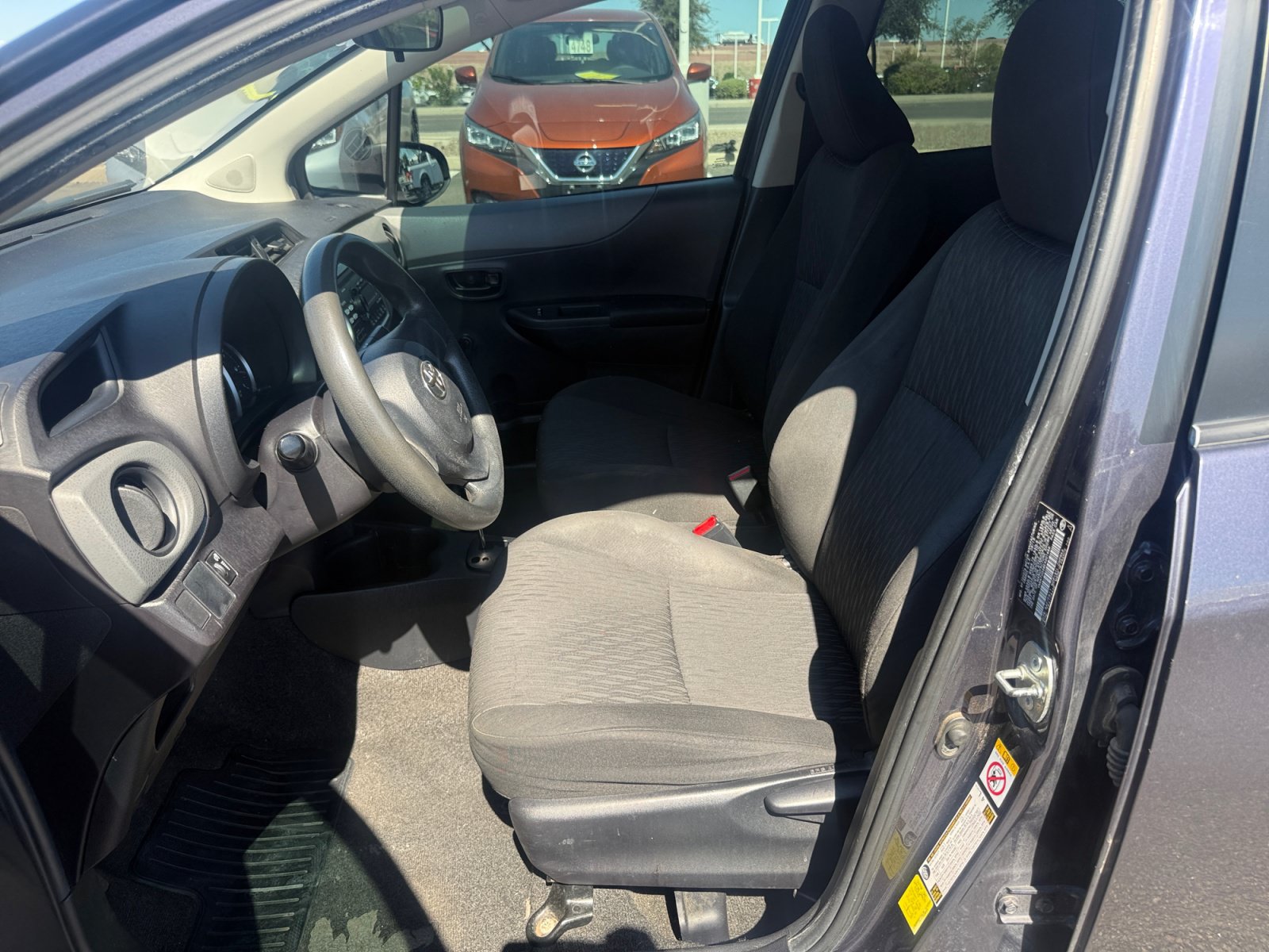 Used 2014 Toyota Yaris L FWD image 12