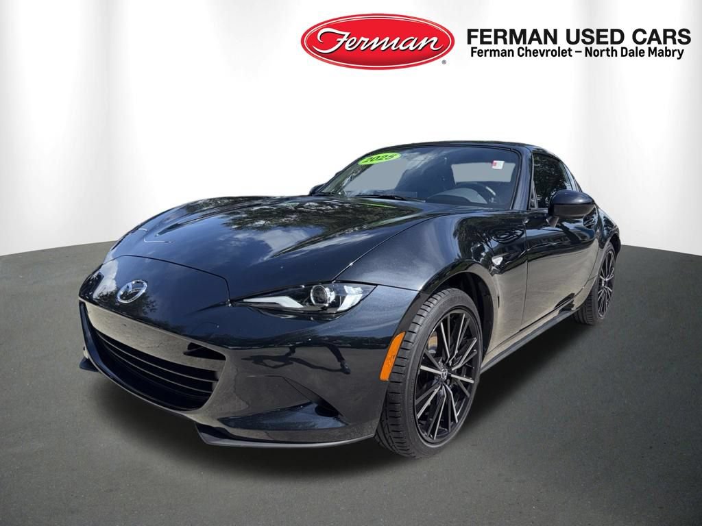 Used 2025 MAZDA MX-5 Miata RF Grand Touring RWD image 9