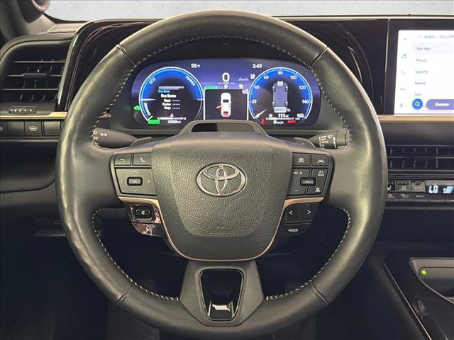 Used 2024 Toyota Crown Platinum AWD/4WD image 24