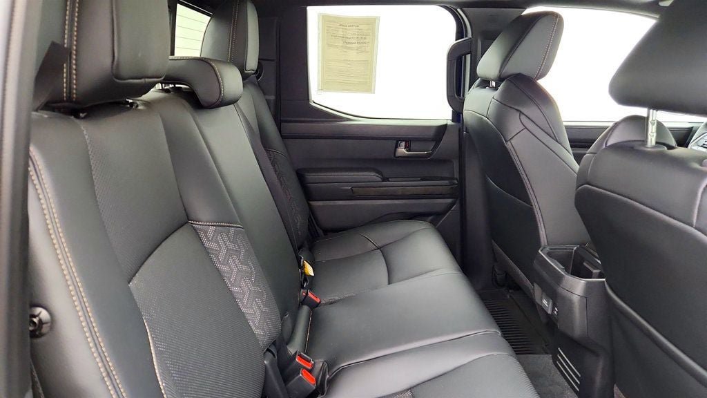 Used 2025 Toyota Tacoma Limited AWD/4WD image 25