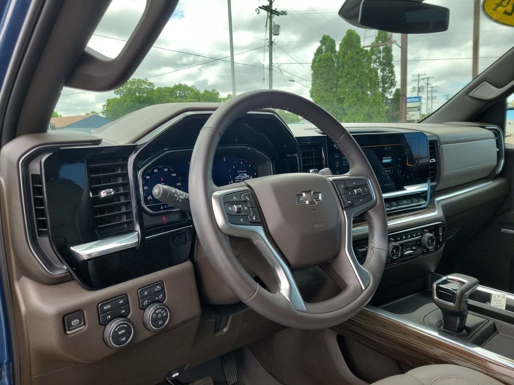 Used 2024 Chevrolet Silverado 1500 RST w/ RST All Star Premium Package AWD/4WD image 21