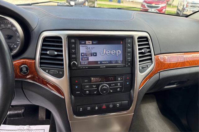 Used 2013 Jeep Grand Cherokee Overland w/ Advance Technology Group image 13