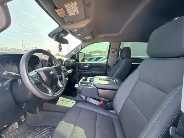 Used 2024 Chevrolet Silverado 2500 Custom w/ Custom Value Package AWD/4WD image 11