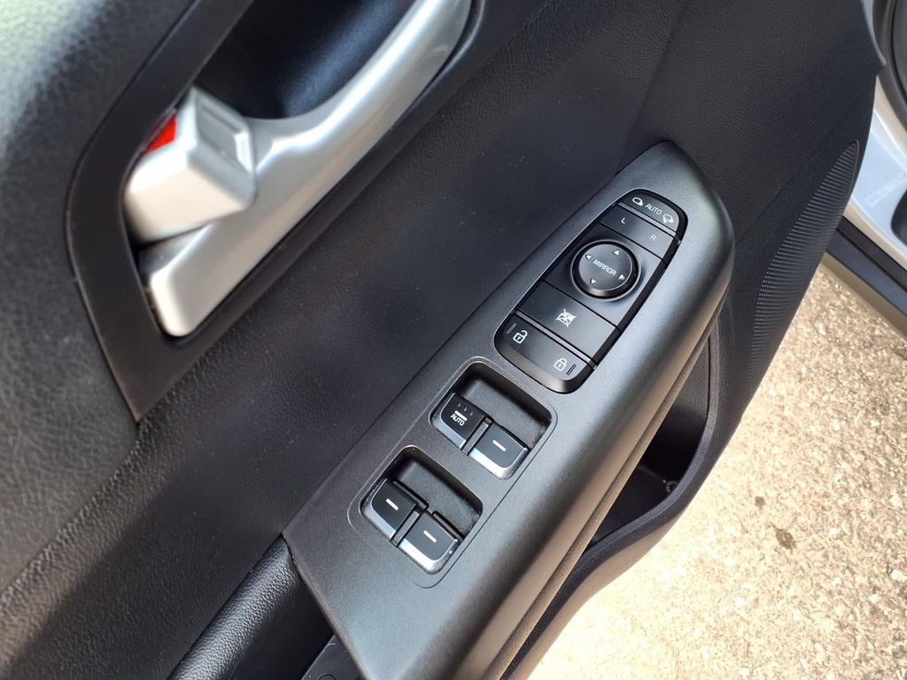 Used 2017 Kia Sportage EX w/ EX Premium Package image 29