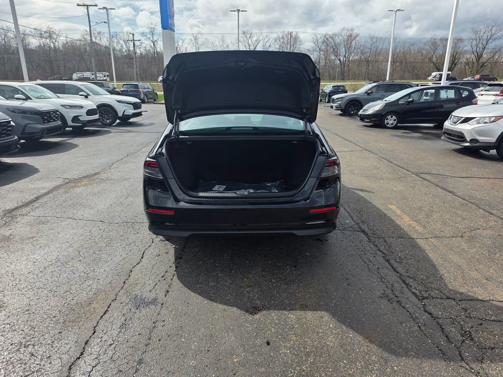 New 2026 Honda Accord SE image 13