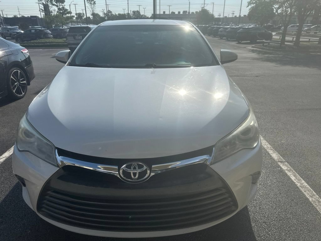 Used 2016 Toyota Camry XLE FWD image 7