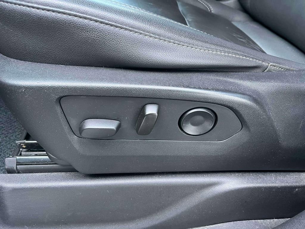 Used 2021 Chevrolet Tahoe Z71 AWD/4WD image 30