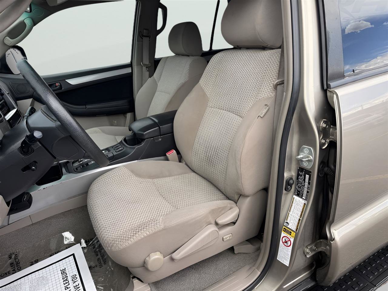 Used 2009 Toyota 4Runner SR5 image 12