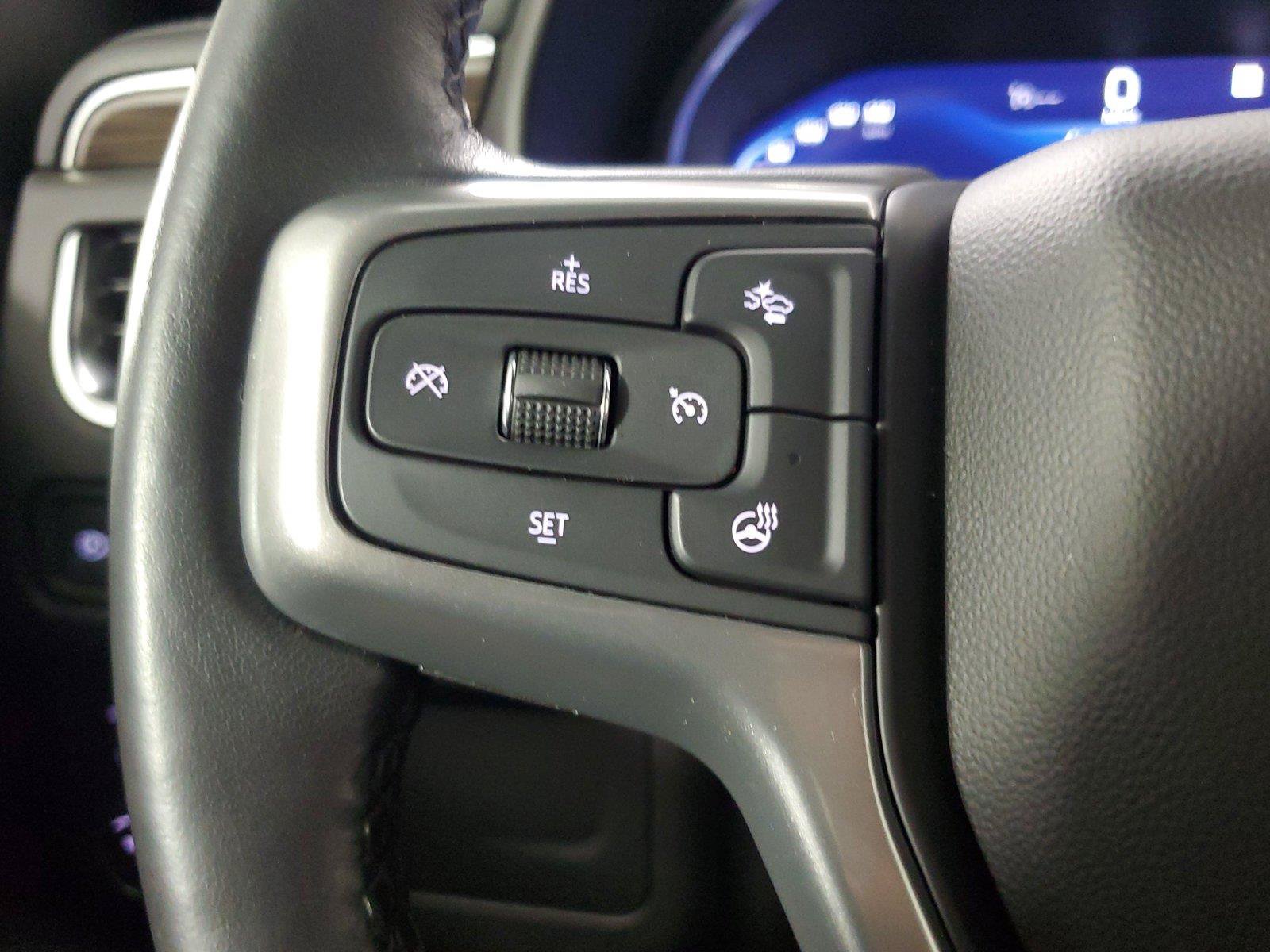 Used 2022 Chevrolet Tahoe Z71 w/ Luxury Package AWD/4WD image 24