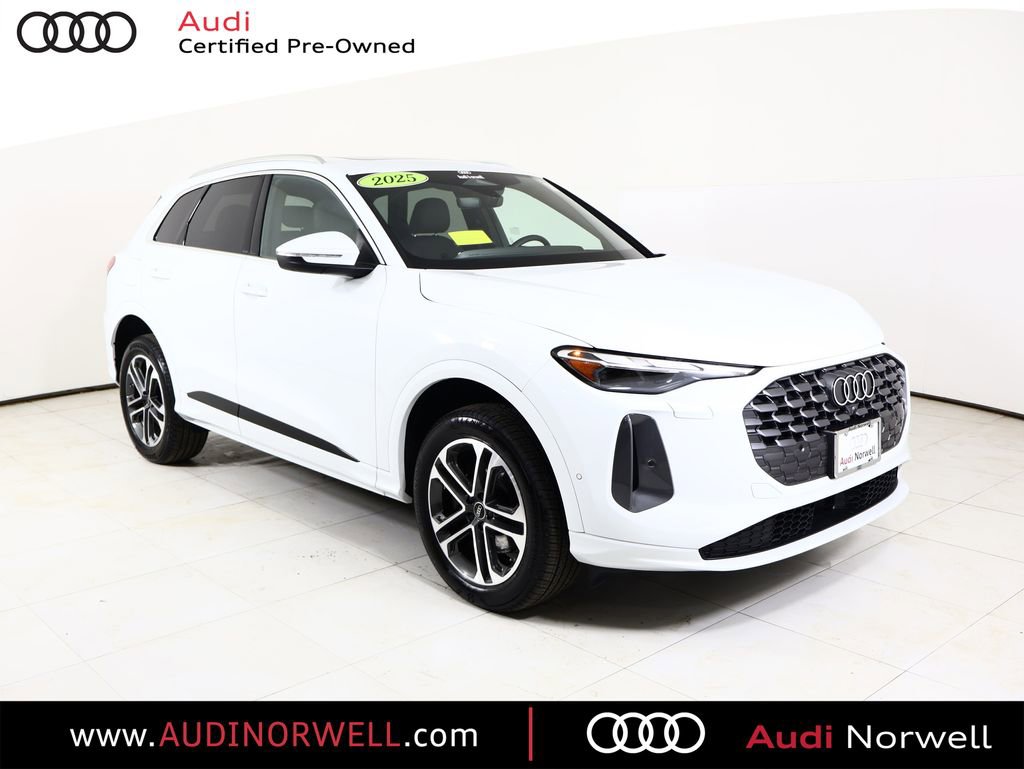 Certified 2025 Audi Q5 Premium w/ Convenience Package AWD/4WD image 1