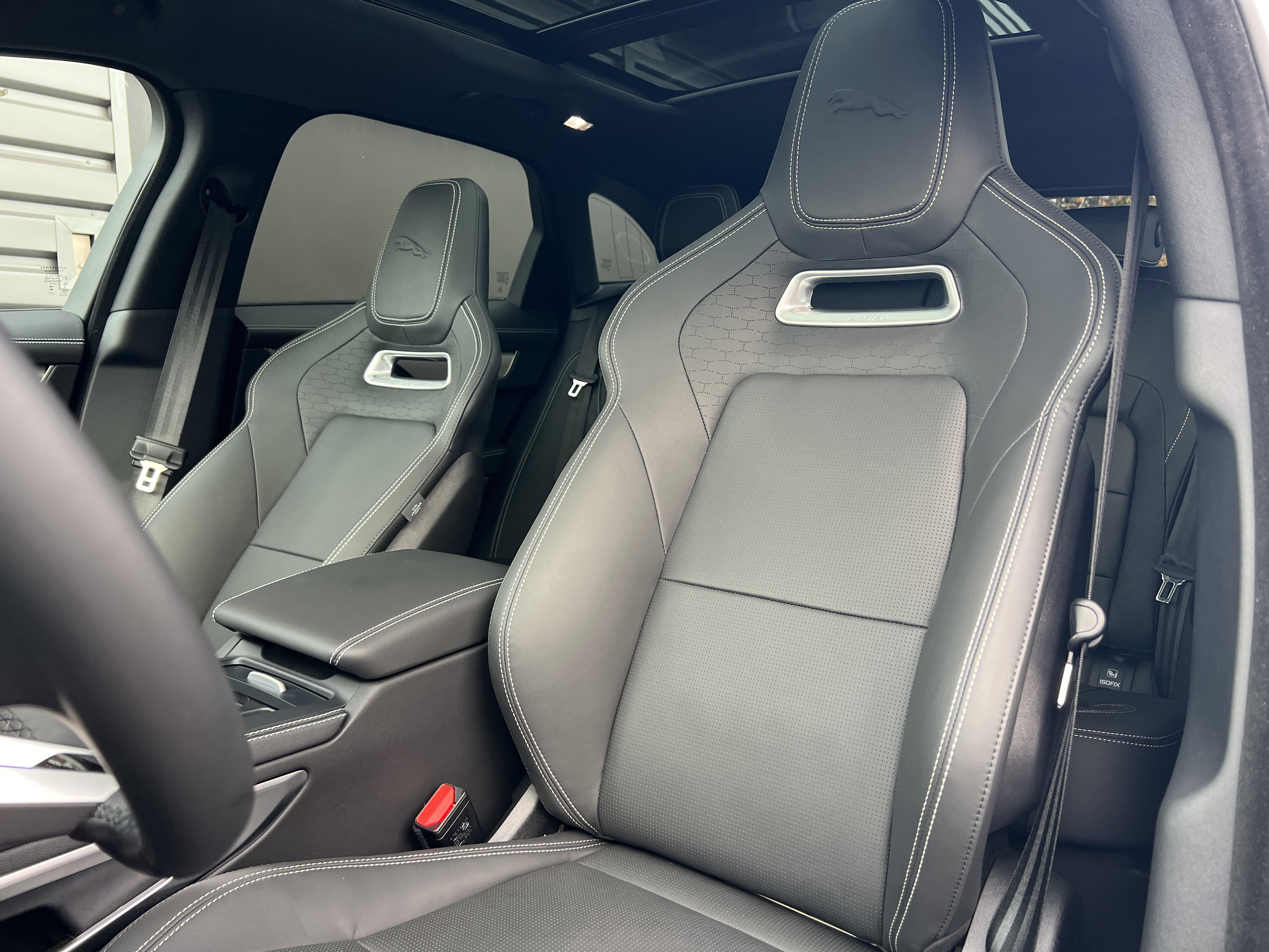 New 2026 Jaguar F-PACE R-Dynamic S image 22