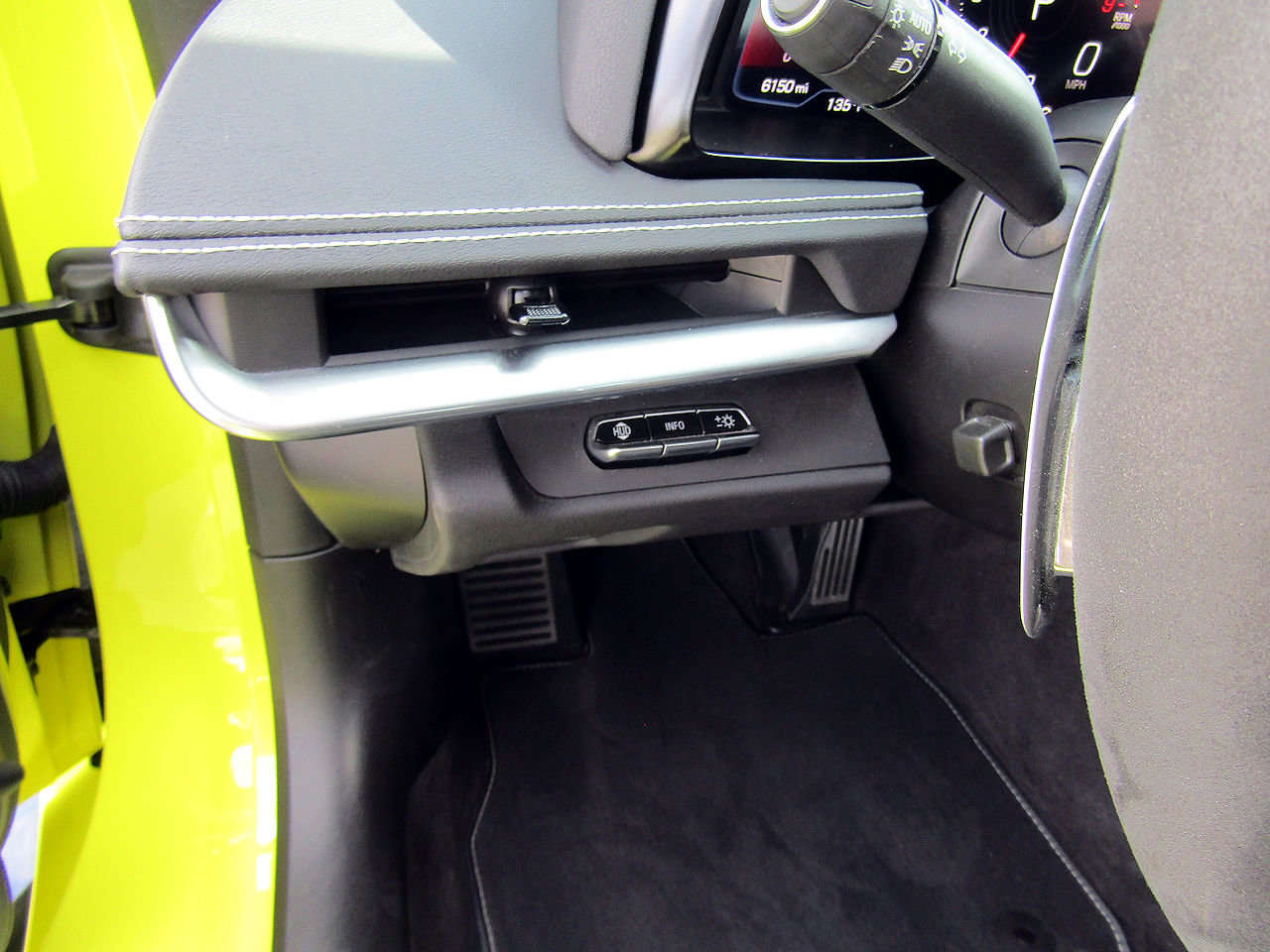 Used 2024 Chevrolet Corvette Z06 image 15