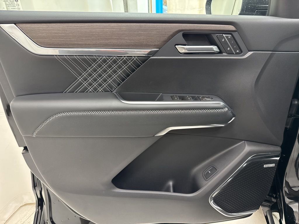 New 2026 GMC Acadia Denali w/ Super Cruise Package image 19